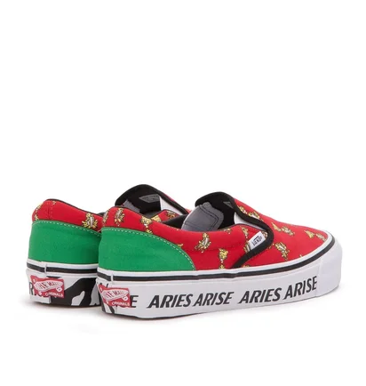 Vans x Aries OG Classic Slip-On (Rot)