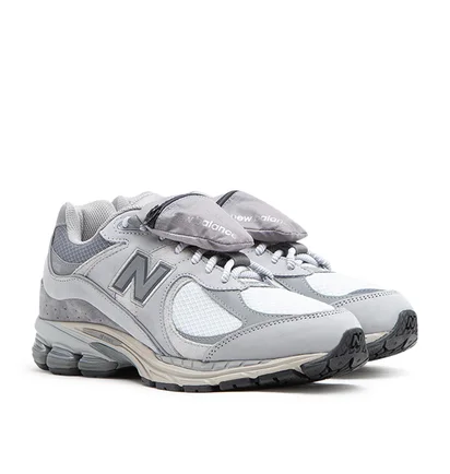 New Balance M2002RVC (Grau)