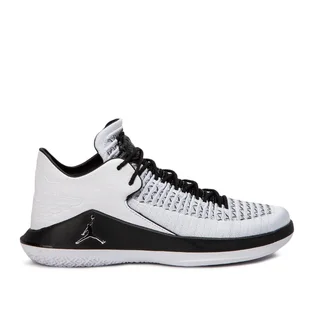 Air Jordan XXXII Low Wing It (Weiß / Silber)