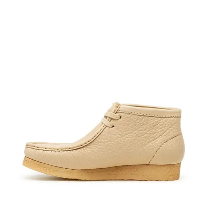 Clarks Originals x Sporty & Rich Wallabee Boot (Beige)