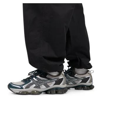 C.P. Company Microreps Boxy Cargo Lens Pants (Schwarz)