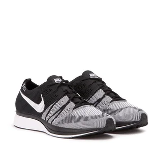 Nike Flyknit Trainer (Schwarz / Weiß)