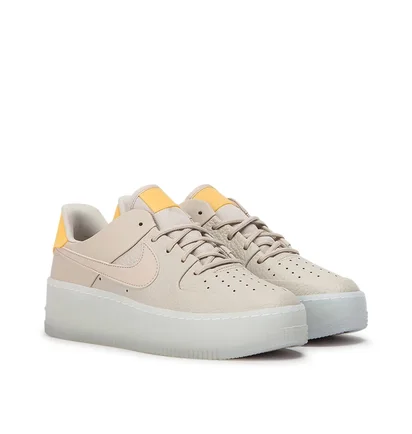 Nike WMNS Air Force 1 Sage Low LX (Beige / Gelb)