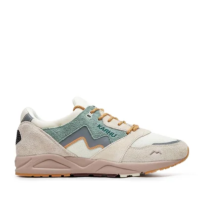 Karhu x MÖLKKY Aria 95 (Beige / Grün)