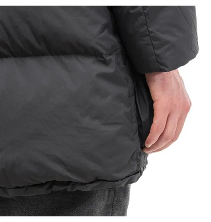 Snow Peak Recycled Nylon Ripstop Down Coat (Schwarz)