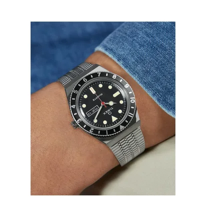 Timex Archive Q Timex Reissue 38mm Stainless Steel Bracelet (Silber / Schwarz)