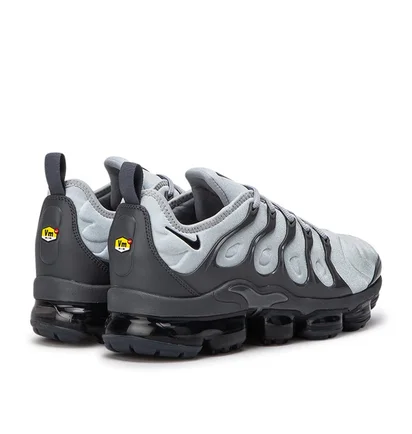 Nike Air Vapormax Plus (Grau)