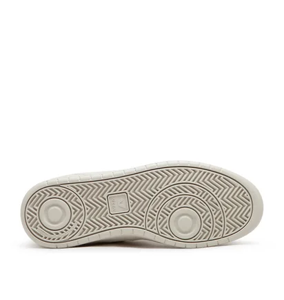 Veja V-15 Chromefree Leather (Beige)