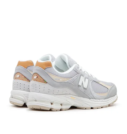 New Balance M2002RSB (Grau / Beige)