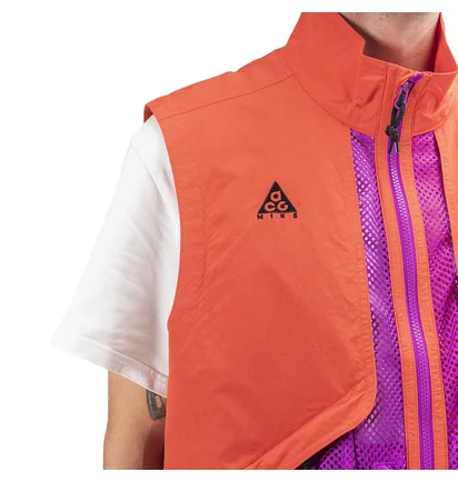 Nike ACG Vest (Rot / Lila)