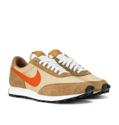 Nike Daybreak SP (Braun / Orange)