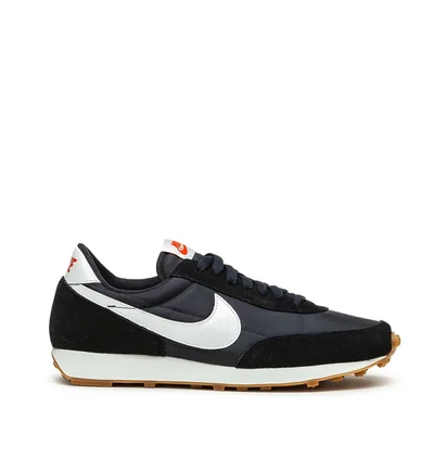 Nike WMNS Daybreak (Schwarz / Weiß)