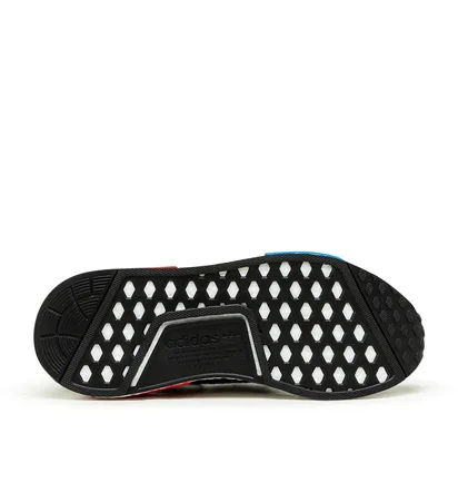 adidas NMD_R1 Primeknit (Schwarz / Weiß)