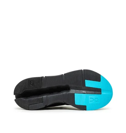 On WMNS Cloudnova Z5 (Schwarz / Cyan)