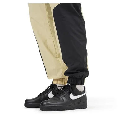 Nike NSW Re-Issue Woven Pant (Beige / Schwarz)