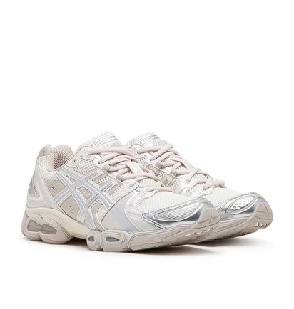 Asics WMNS Gel-Nimbus 9 (Creme / Rosa)