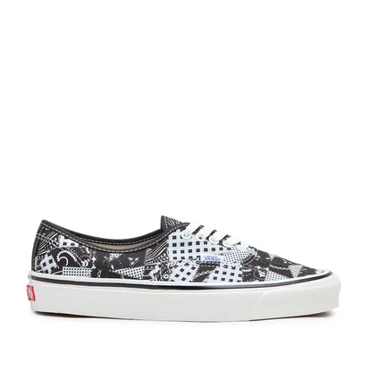 Vans UA Authentic 44DX Anaheim Factory WP (Schwarz / Weiß)