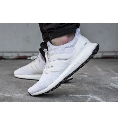 adidas Ultra Boost (Weiß)