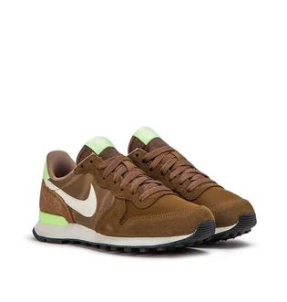 Nike WMNS Internationalist (Braun)