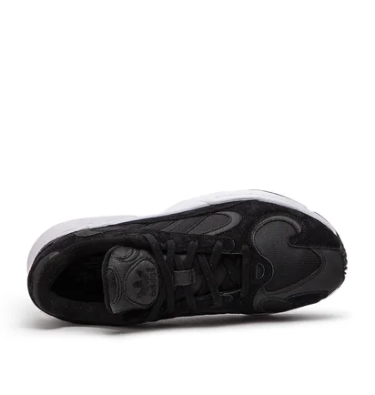 adidas Yung 1 (Schwarz)