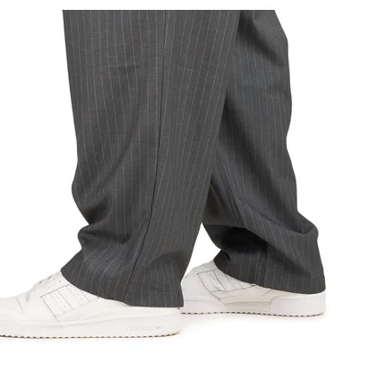 Stüssy Striped Volume Pleated Trouser (Grau)