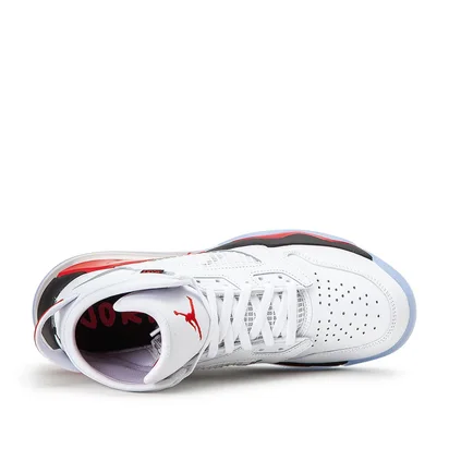 Air Jordan Mars 270 (Weiß / Rot)
