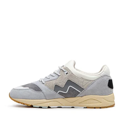 Karhu Aria 95 (Grau / Beige)