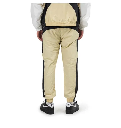Nike NSW Re-Issue Woven Pant (Beige / Schwarz)