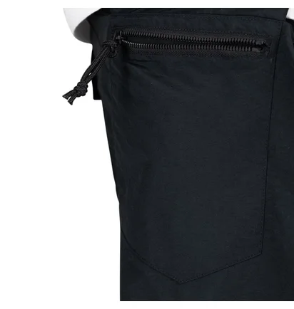 Converse x Barriers Court Ready Cutter Short (Schwarz)
