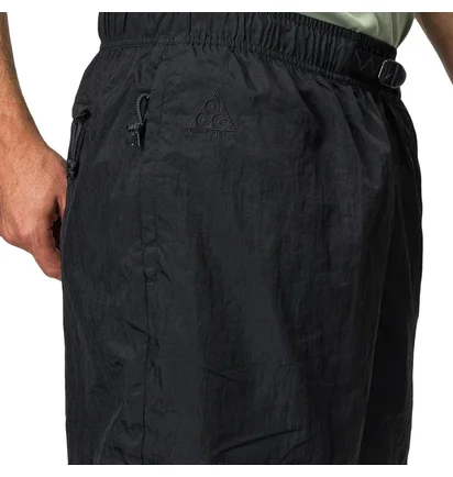 Nike ACG Shorts (Schwarz)