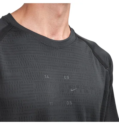 Nike Sportswear Tech Pack Tee (Schwarz)