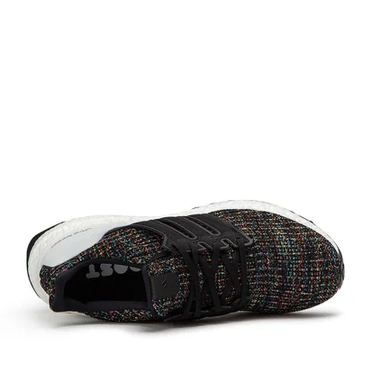 adidas UltraBOOST (Schwarz)