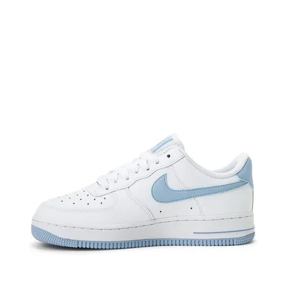 Nike WMNS Air Force 1 '07 (Weiß / Hellblau)