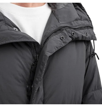 Snow Peak Recycled Nylon Ripstop Down Coat (Schwarz)