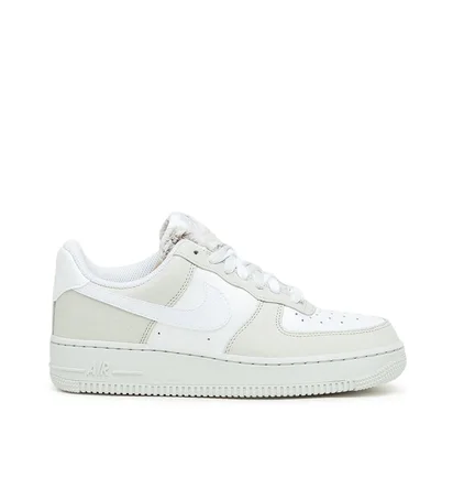 Nike WMNS Air Force 1 '07 (Weiß / Hellgrau)