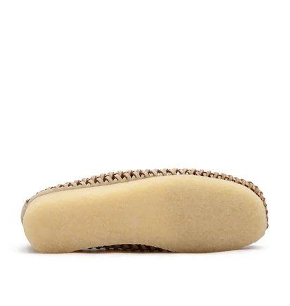 Clarks Originals Wallabee Loafer Weave (Beige)