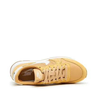 Nike WMNS Internationalist (Beige)