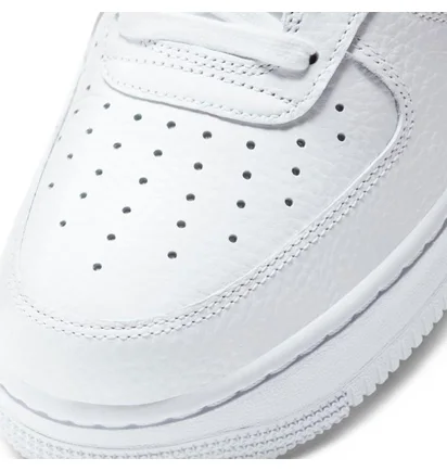 Nike Air Force 1 LV8 (Weiß / Schwarz)