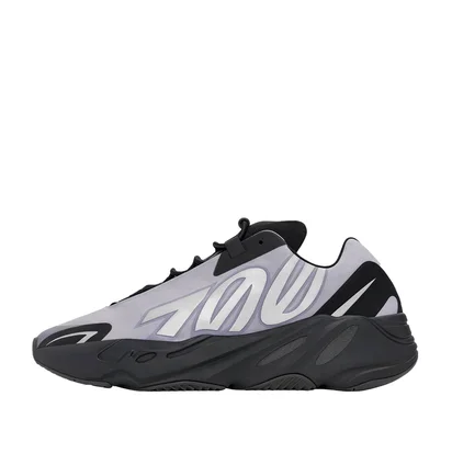 adidas YZY 700 'MNVN Geode' (Silber / Schwarz)
