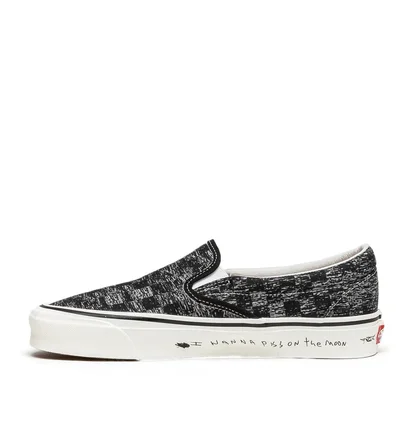 Vans Vault x Jim Goldberg UA OG Slip-On LX (Schwarz / Weiß)