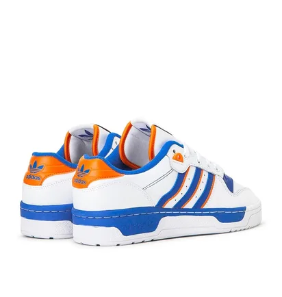 adidas Rivalry Low 'Knicks' (Weiß / Blau / Orange)