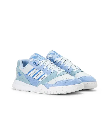 adidas A.R. Trainer W (Hellblau / Weiß)