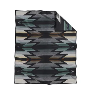 Pendleton Pacific Wonderland Blanket (Multi)