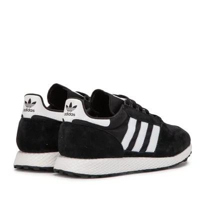 adidas Forest Grove (Schwarz / Weiß)