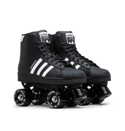 adidas WMNS Superstar 82 Skate (Schwarz / Weiss)