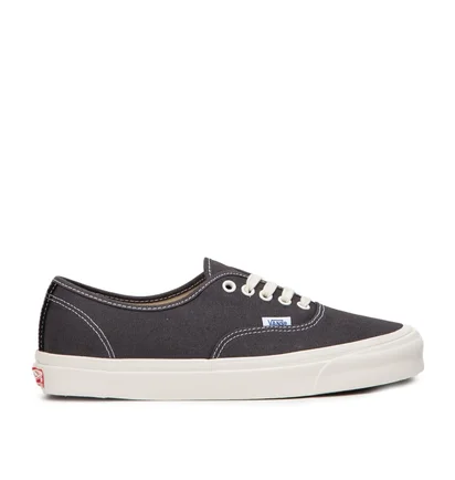 Vans Vault OG Authentic LX (Schwarz)