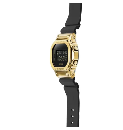 Casio G-Shock GM-5600G-9ER (Schwarz / Gold)