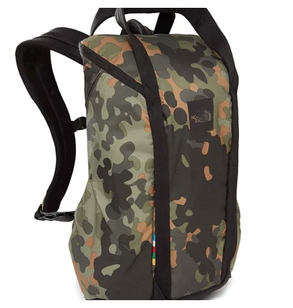 The North Face Instigator 20 Pack (Camo)