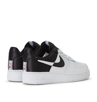 Nike Air Force 1 '07 LV8 3 (Weiss / Schwarz)