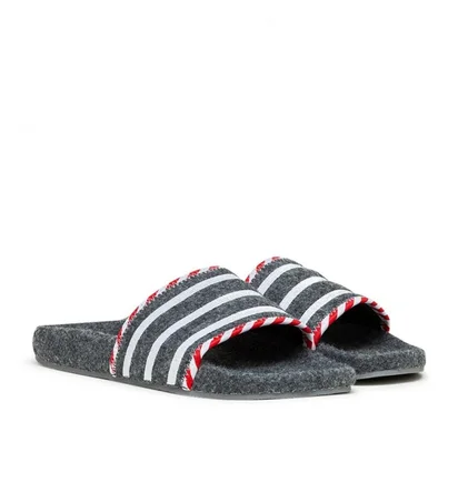adidas Adilette (Grau / Weiß / Rot)